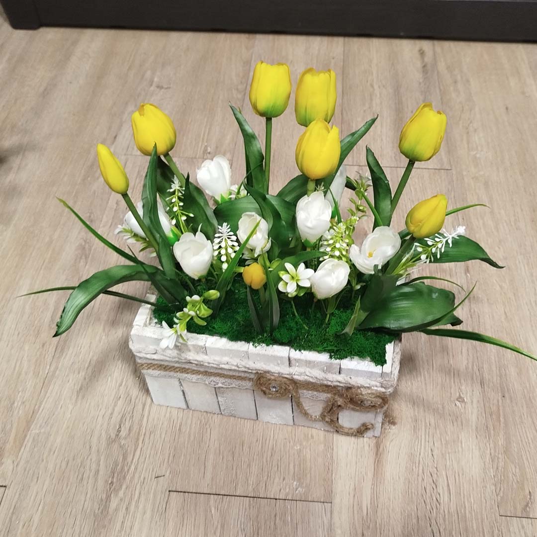 Box kwiatowy tulipany białe żółte zdjęcie 1